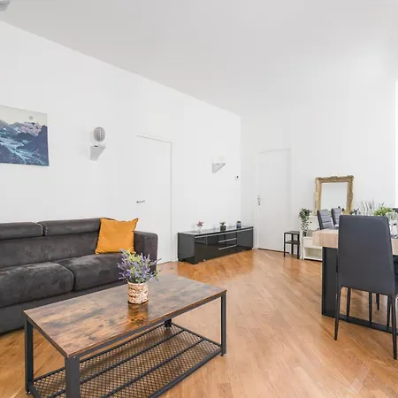 Appartamento 2 Bedroom Quartier Champs Elysees 3 Free Netflix Parigi
