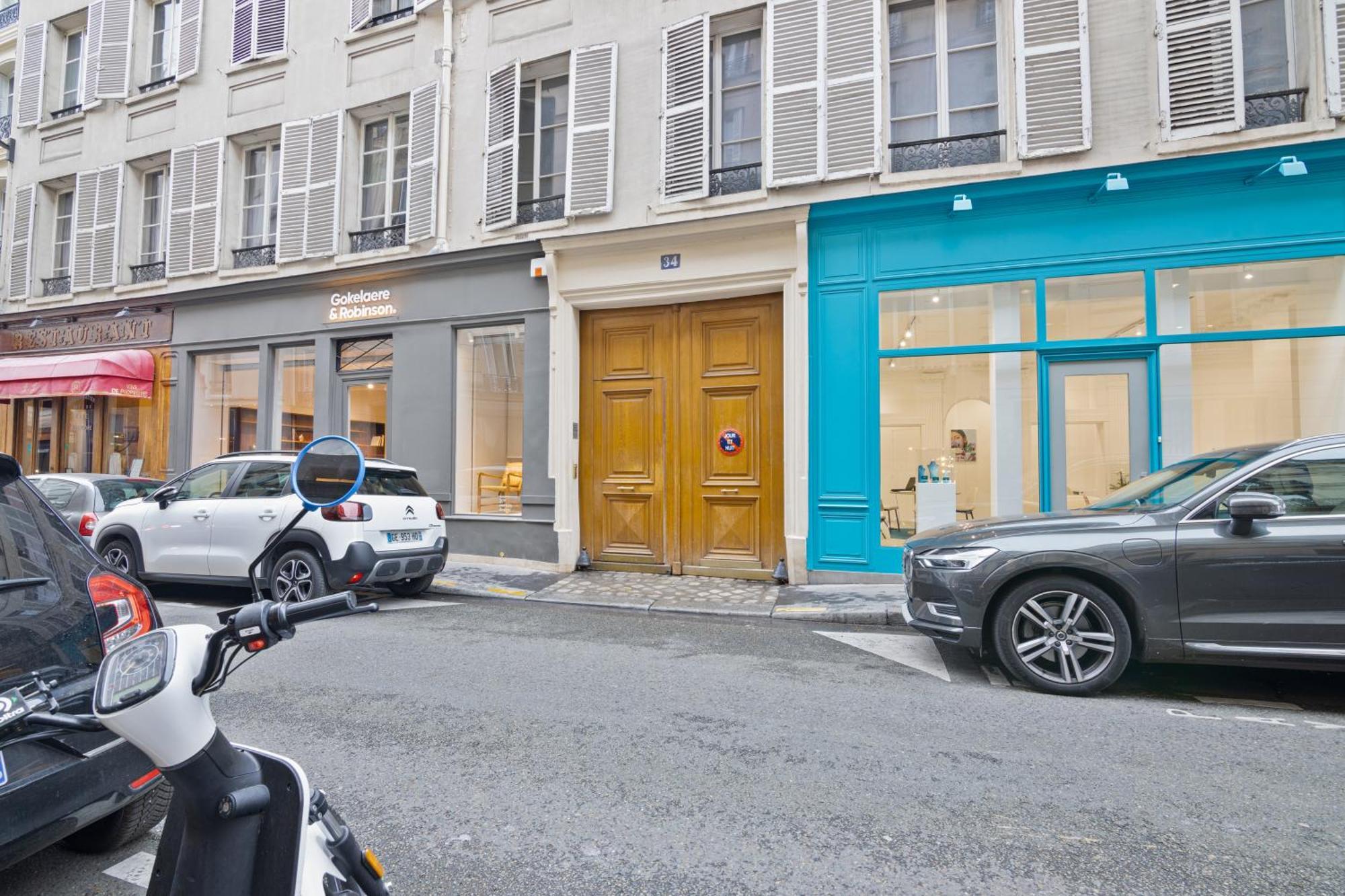 2 Bedroom Quartier Champs Elysees 3 Free Netflix Apartment Paris